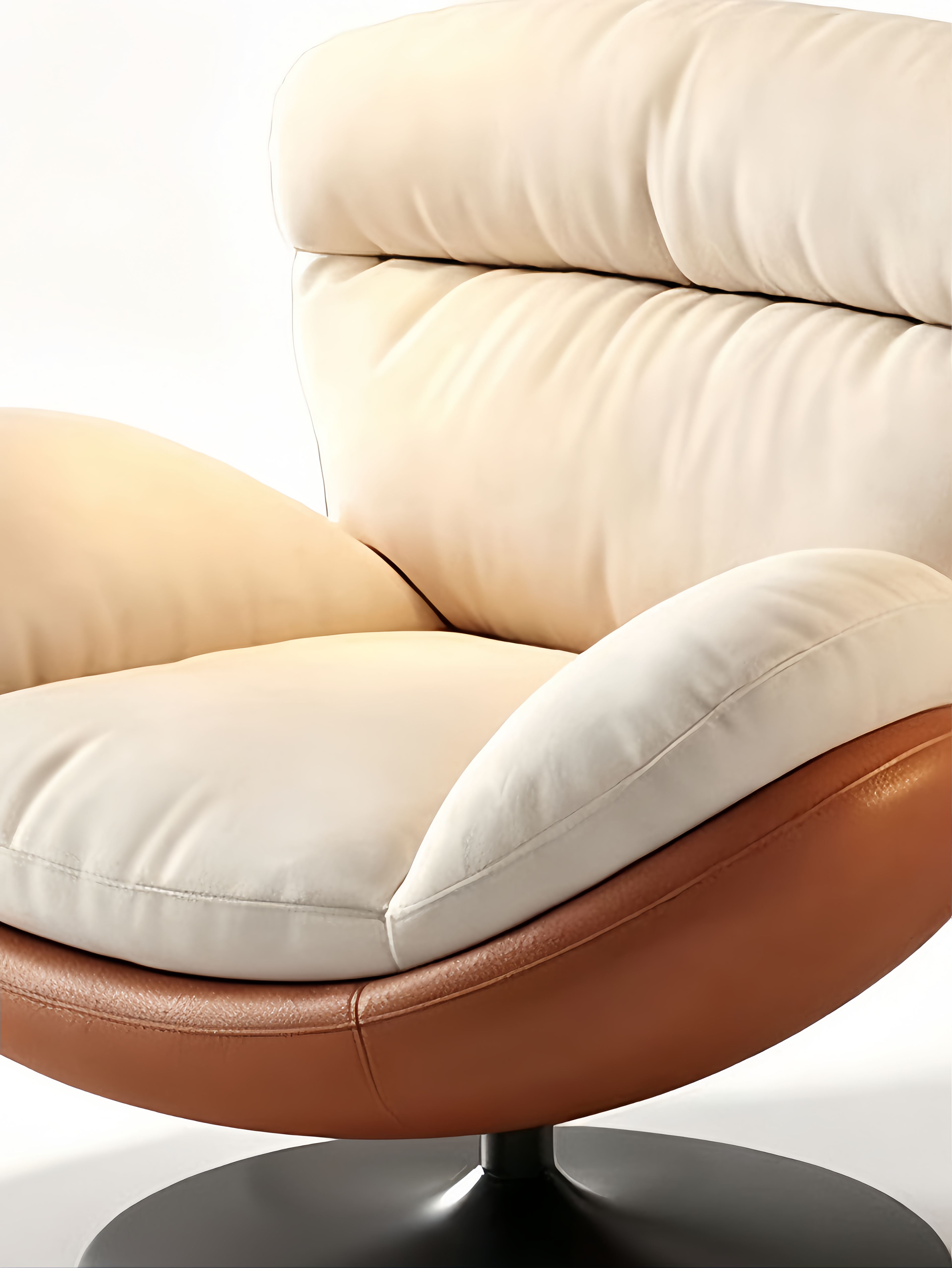 ORLA 360° Swivel Eggshell Lounge Chair