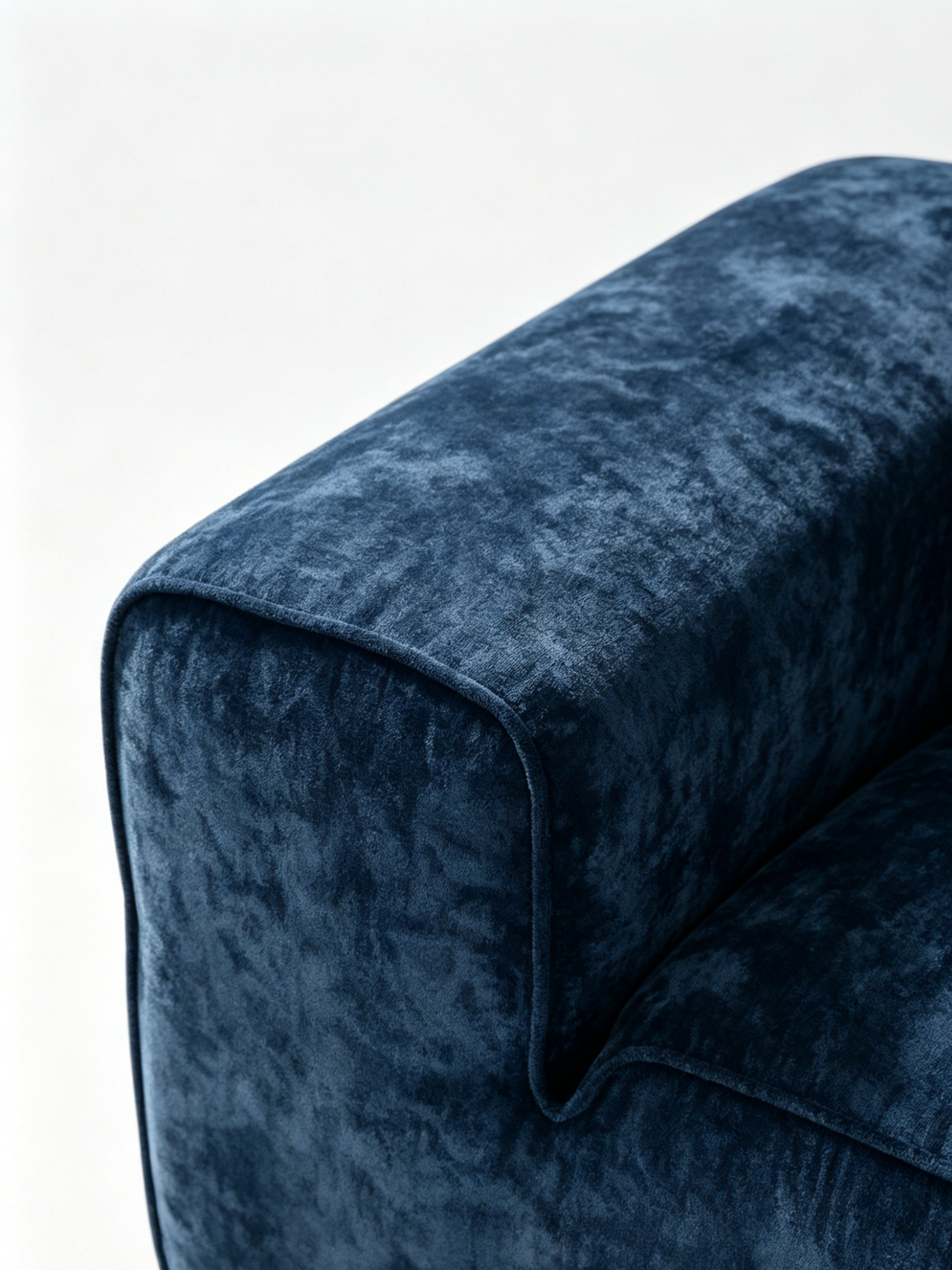 TIDE Self-Expanding Velvet Armchair