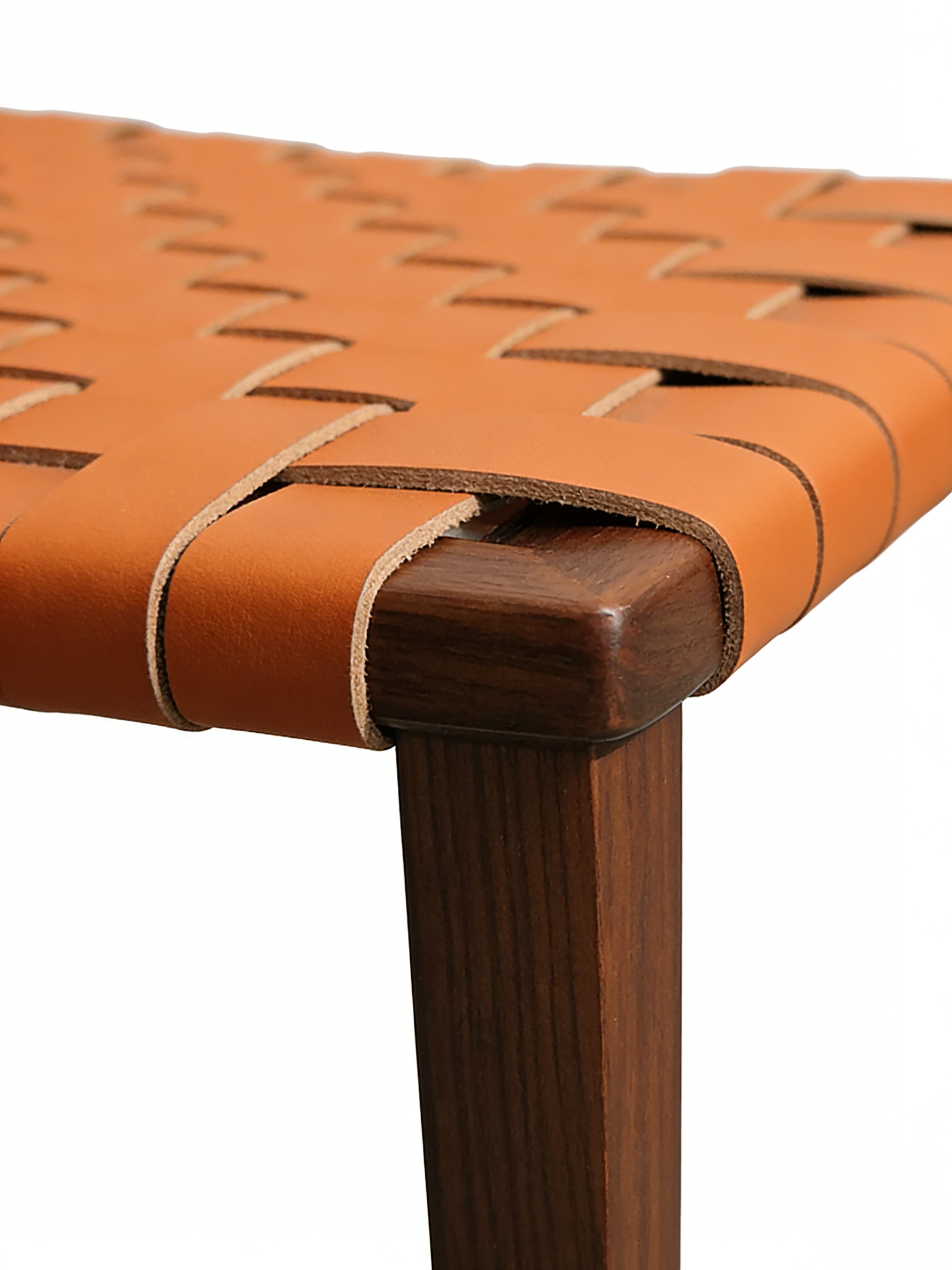 NERO Black Walnut Woven Saddle Leather Bench