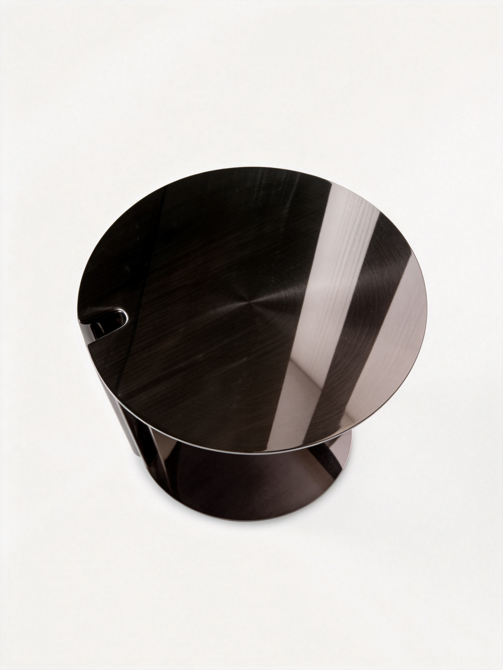 NOIR Mirror-Finish C-Shaped Side Table