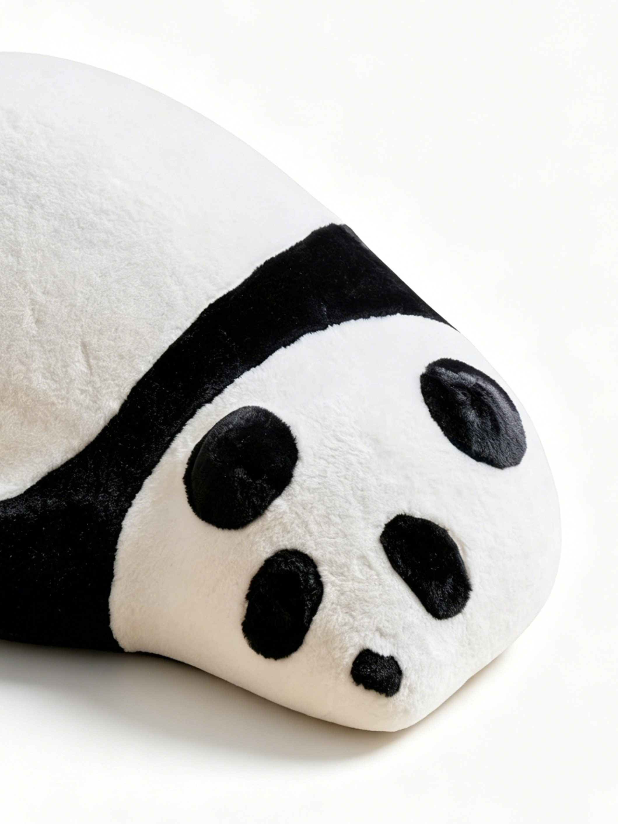 LAZY PANDA Sculptural Floor Seat