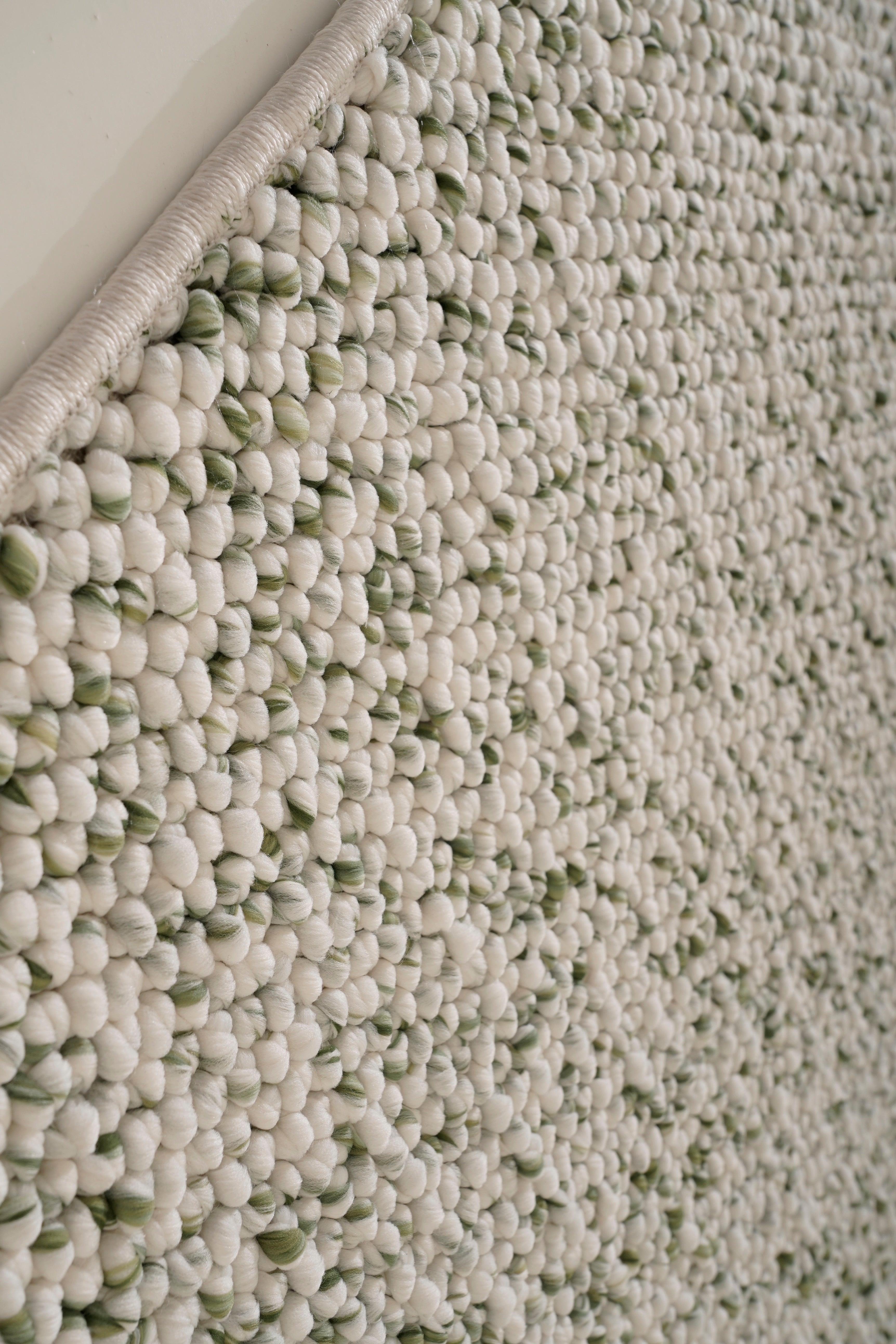 Chalk Wool Rug 200 x 300cm