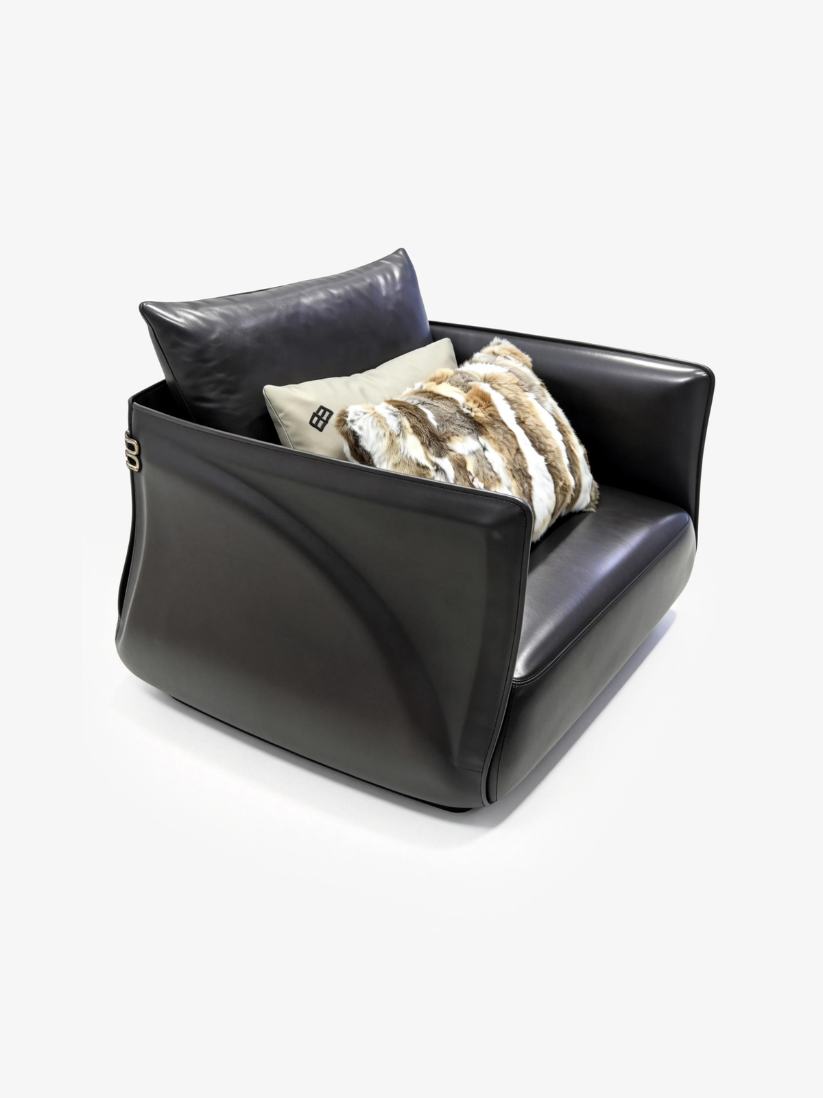 VAREN Leather Lounge Chair