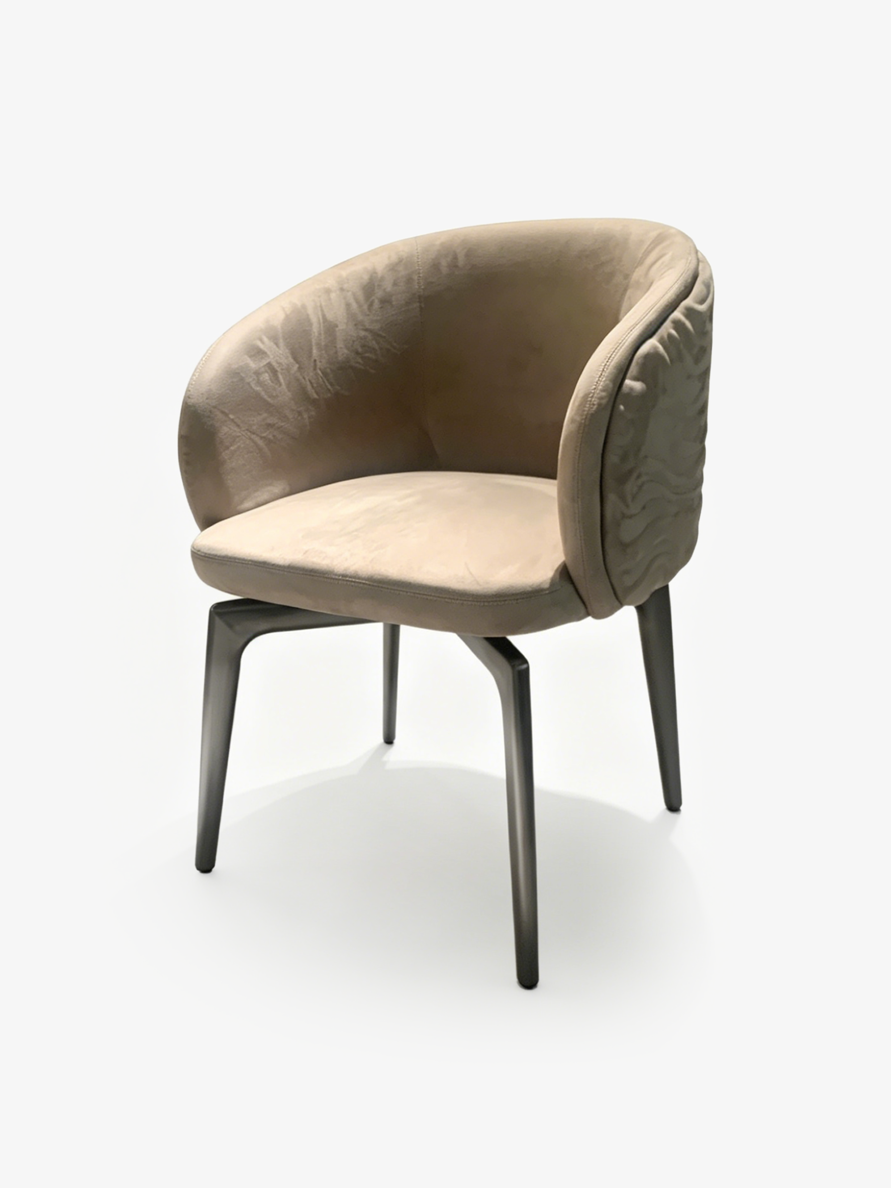 VELA Carver Dining Chair